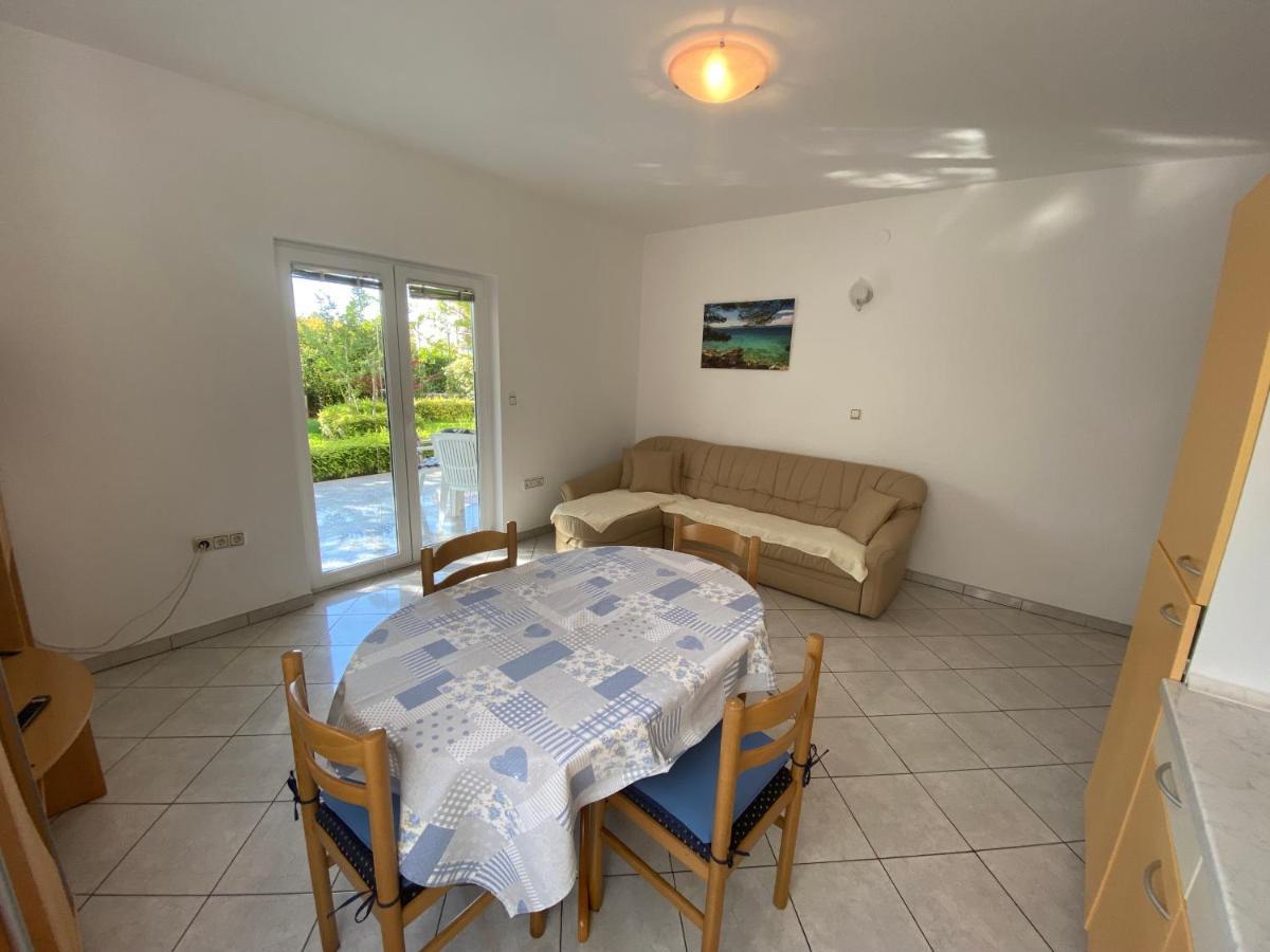 Apartments Malinska - Apartment 1 Bagian luar foto